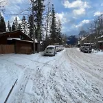 Canmore Cabin By Canadian Rockies Vacation Rentals