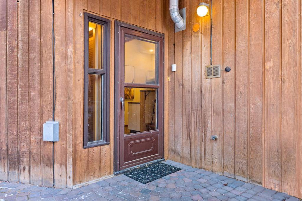 Apartment By Canadian Rockies Vacation *